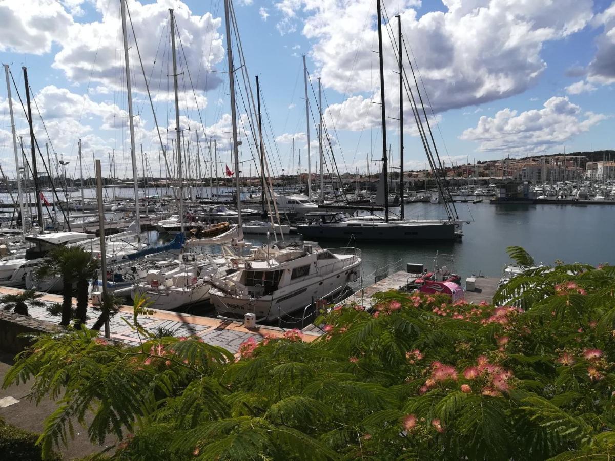 Appartement 1Ere Ligne Vue Port Avec Balcon, Piscine Agde Exteriör bild