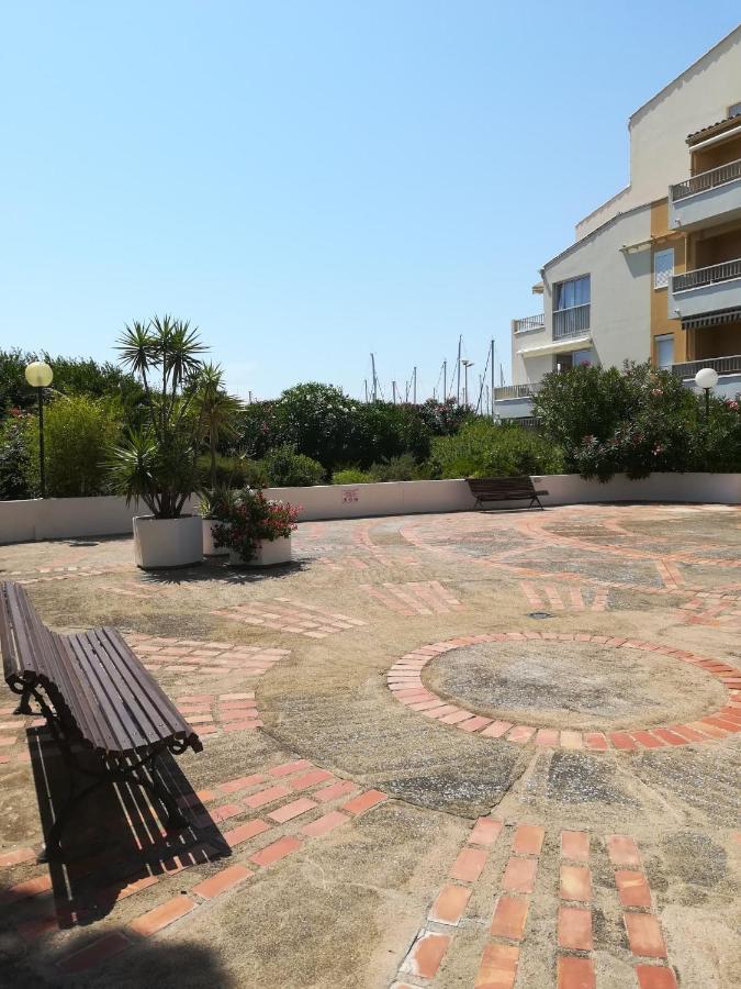 Appartement 1Ere Ligne Vue Port Avec Balcon, Piscine Agde Exteriör bild